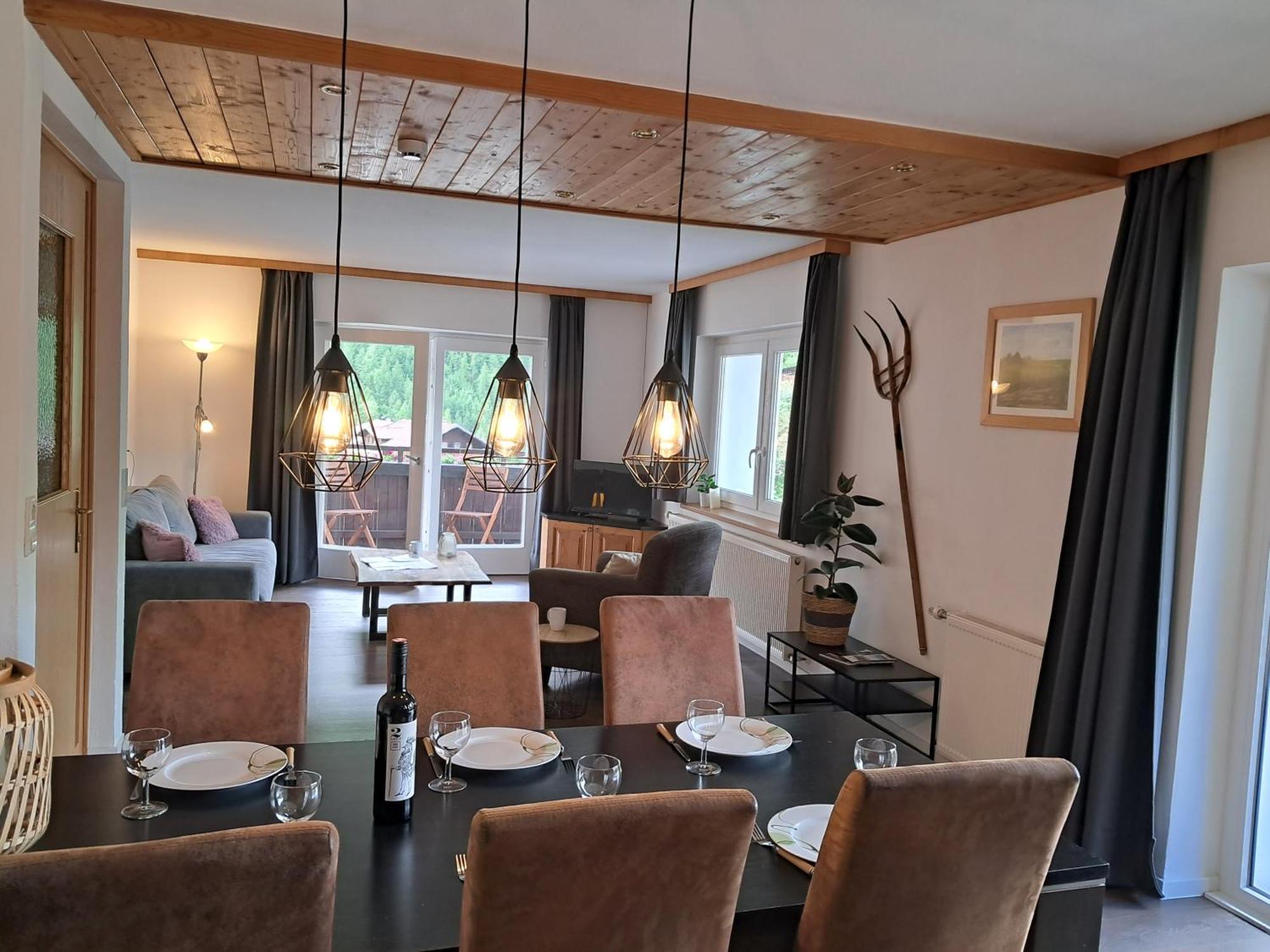 Ferienhaus Enzian Прегратен Номер фото
